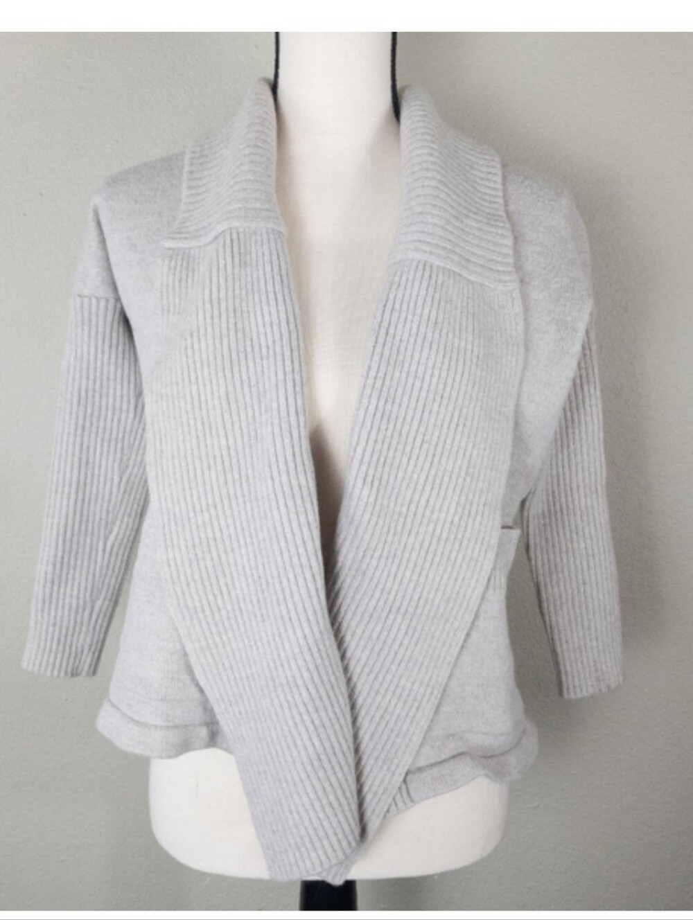 Patagonia Shawl-Collar High/Low Cropped Open Cardigan - 100% Merino Wool - HTF!